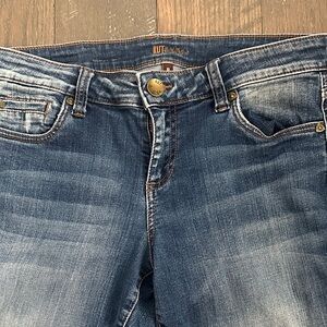 Kut from the Kloth Women's Classic Blue Straight Leg Jeans